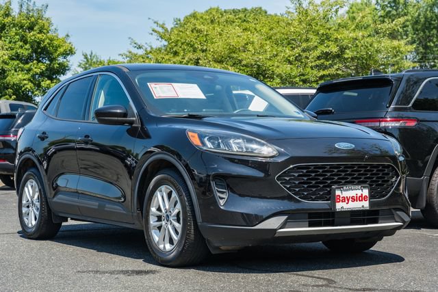 Used 2020 Ford Escape SE with VIN 1FMCU0G64LUB39052 for sale in King George, VA
