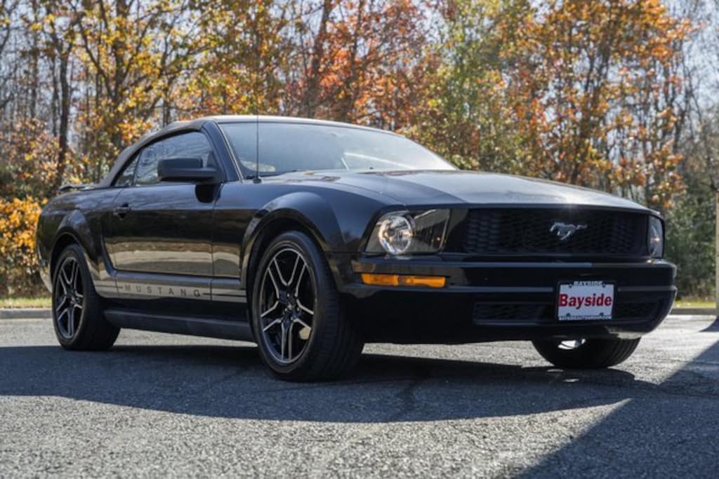 Used 2005 Ford Mustang Convertible