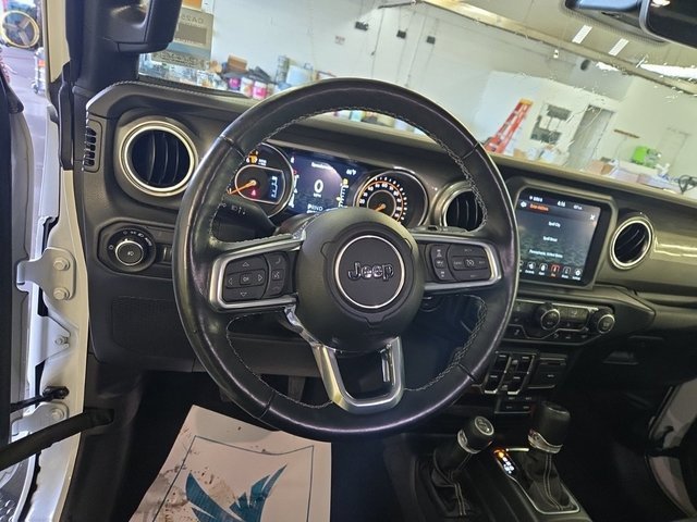 2022 Jeep Wrangler Unlimited Rubicon High Tide photo 2