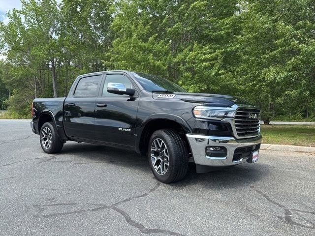 2026 RAM 1500 Laramie - Photo 2