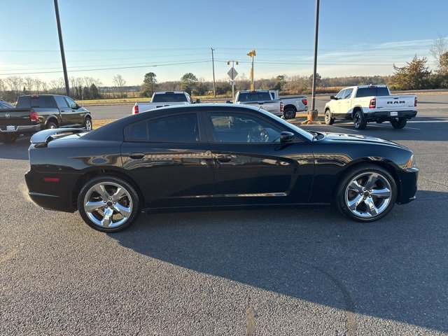 2012 Dodge Charger R/T photo 4