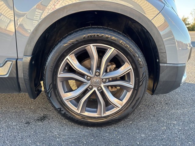 2020 Honda CR-V Touring photo 3