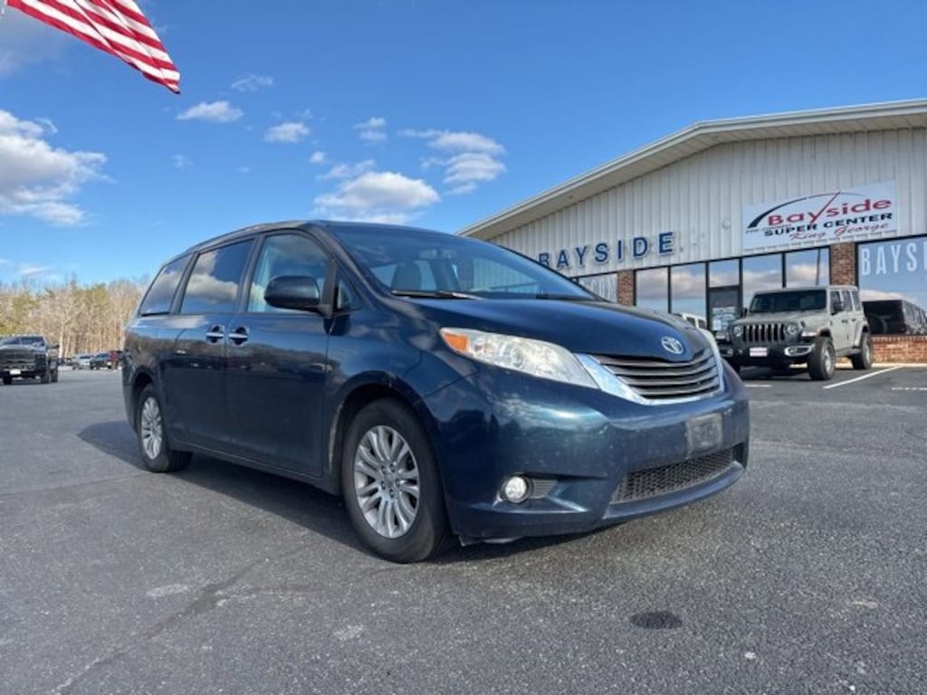Used 2011 Toyota Sienna Limited V6 Van