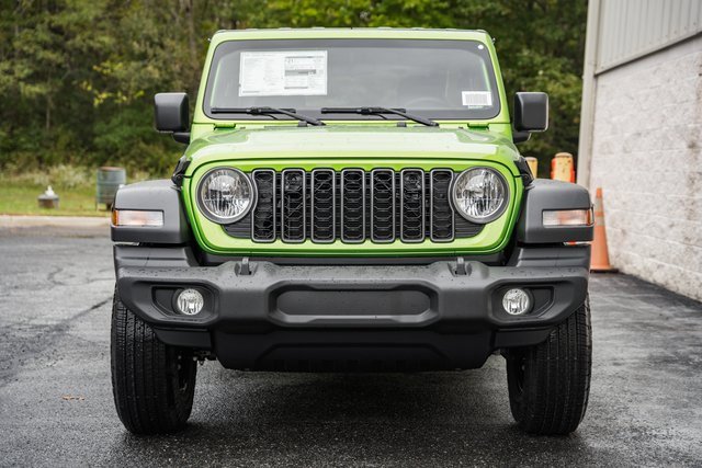 2026 Jeep Wrangler Sport photo 3