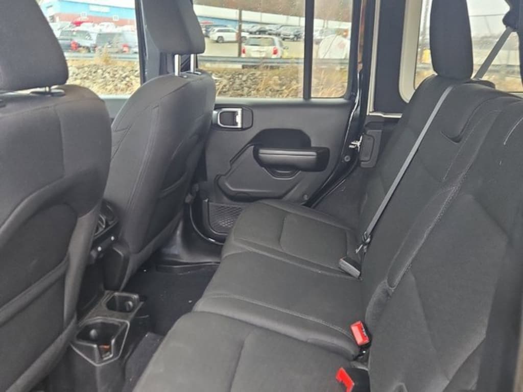 Used 2019 Jeep Wrangler Unlimited Sport 4x4 SUV
