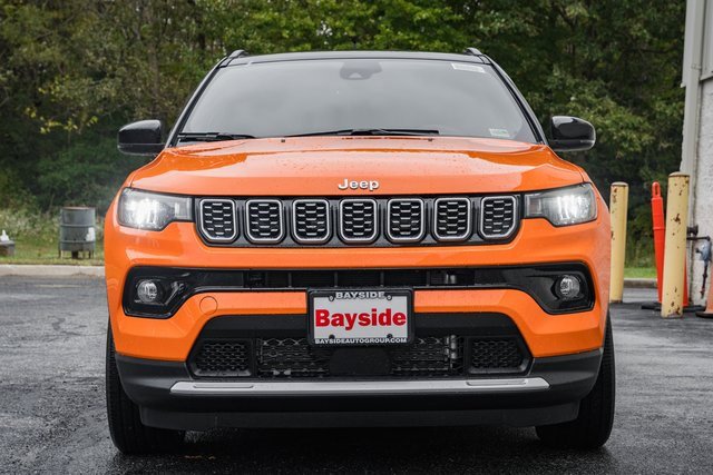 2026 Jeep Compass Limited Altitude photo 3