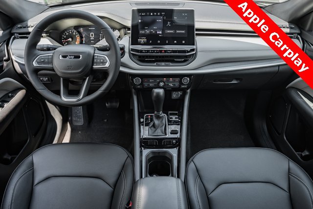 2025 Jeep Compass Limited photo 3