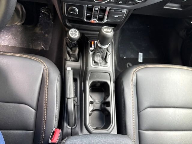2026 Jeep Wrangler 4-Door Sahara - Photo 42