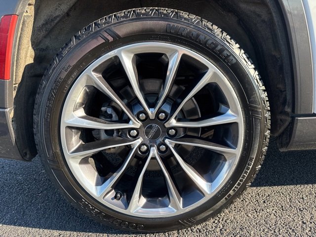 2022 Jeep Wagoneer Series III photo 3