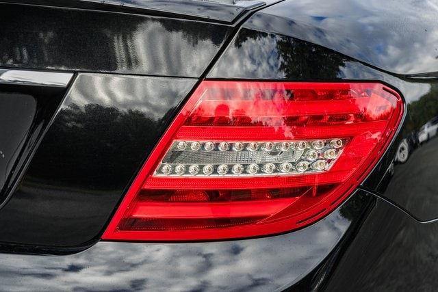 2015 Mercedes Benz C 250 Coupe photo 4