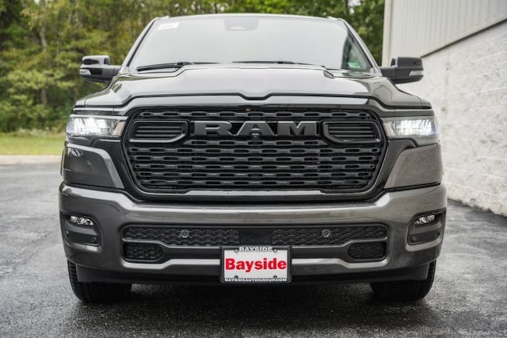New 2026 Ram 1500 BIG HORN CREW CAB 4X4 5'7 BOX Pickup