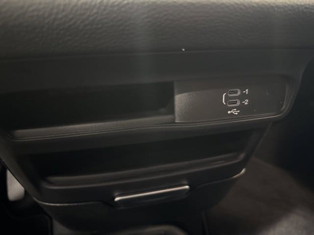 2026 Chrysler Pacifica Select - Photo 30