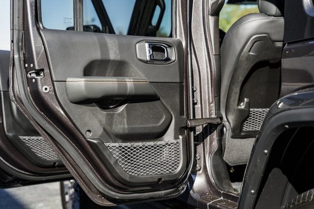 2026 Jeep Wrangler 4-Door Sahara - Photo 46