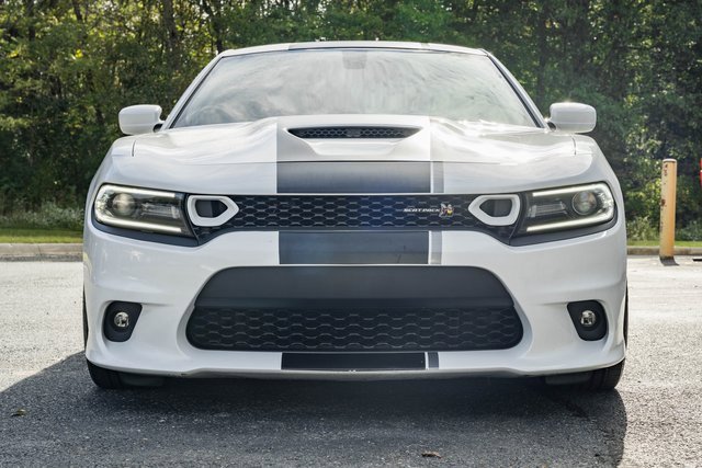 2019 Dodge Charger Scat Pack photo 2