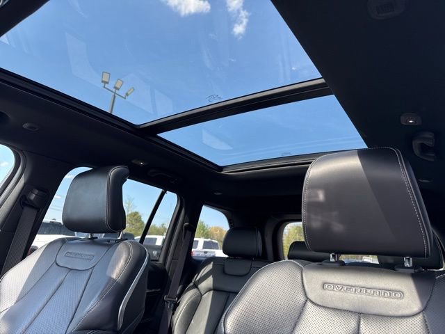 2022 Jeep Grand Cherokee Overland - Photo 13