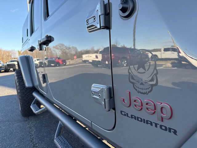 2021 Jeep Gladiator Rubicon photo 4