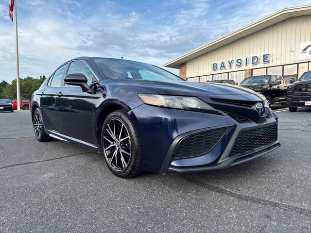 Used 2021 Toyota Camry SE with VIN 4T1G11AK7MU535158 for sale in Prince Frederick, MD