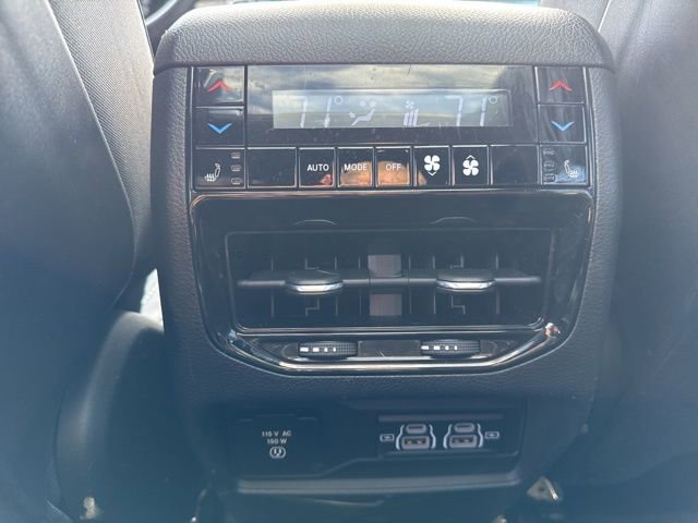 2022 Jeep Grand Cherokee Overland - Photo 23
