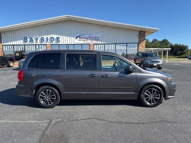 2017 Dodge Grand Caravan GT photo 3