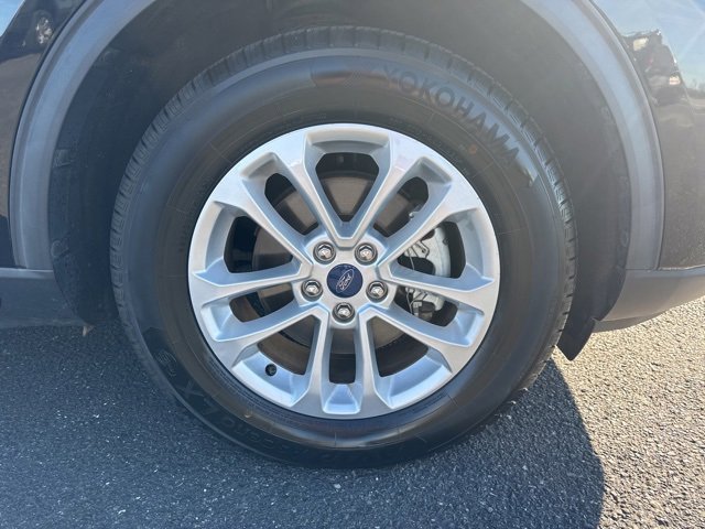 2020 Ford Escape SE photo 2