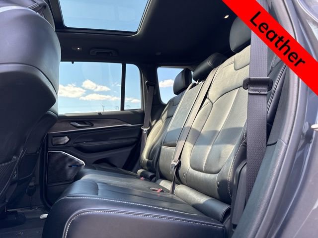 2022 Jeep Grand Cherokee Overland - Photo 7