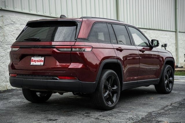 2023 Jeep Grand Cherokee Laredo Altitude X photo 4