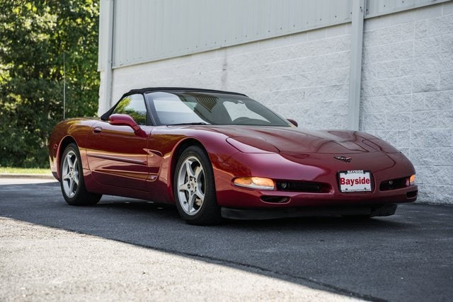 Used 2004 Chevrolet Corvette Base with VIN 1G1YY32G645101892 for sale in King George, VA