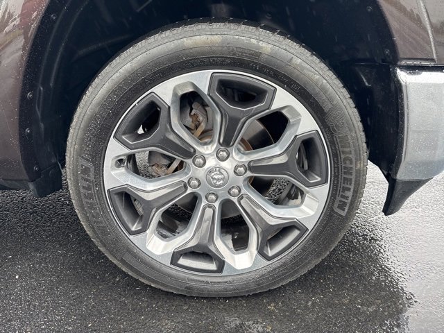 2019 Ram 1500 Longhorn photo 3