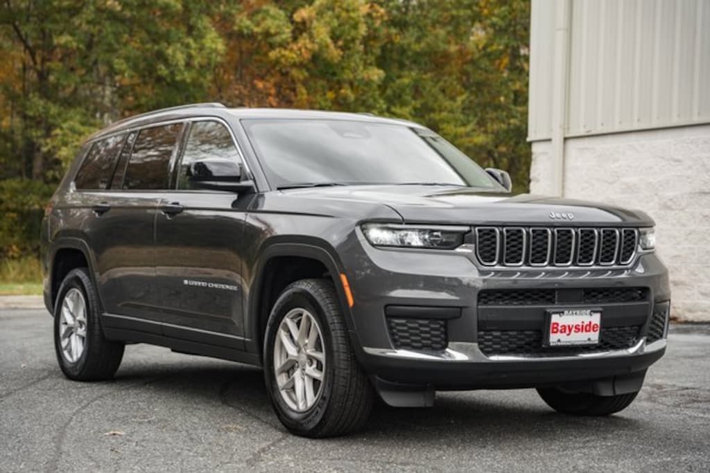New 2025 Jeep Grand Cherokee L LAREDO 4X4 Sport Utility