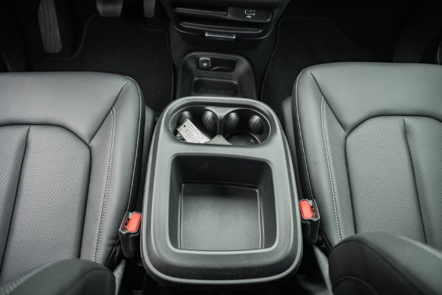 2026 Chrysler Pacifica Select - Photo 35