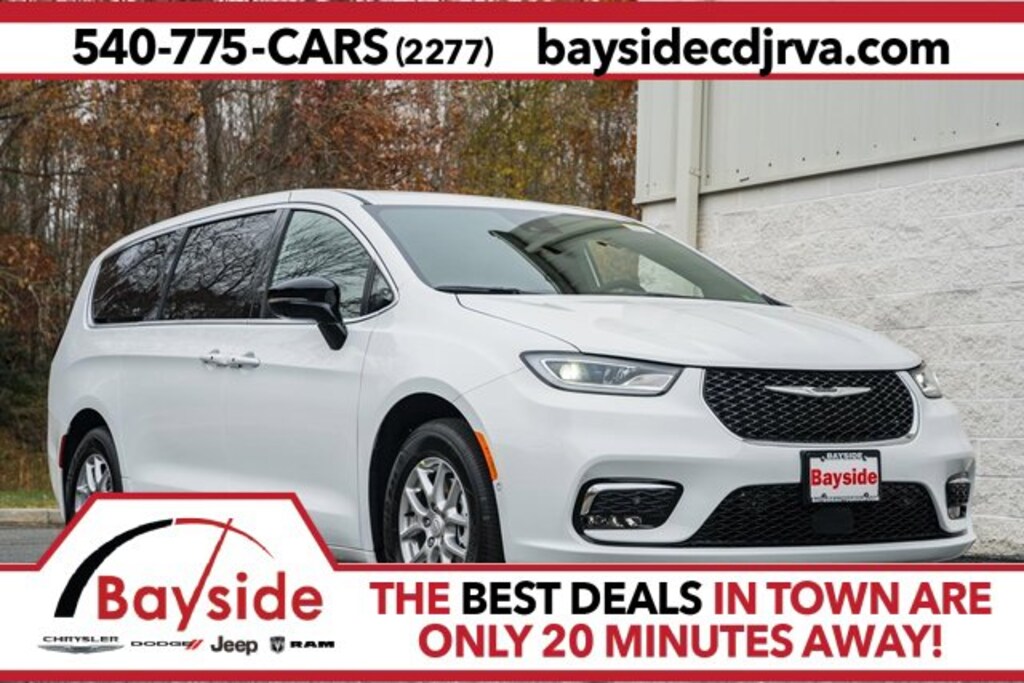 New 2026 Chrysler Pacifica SELECT Passenger Van