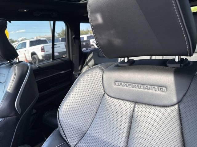2022 Jeep Grand Cherokee Overland - Photo 26