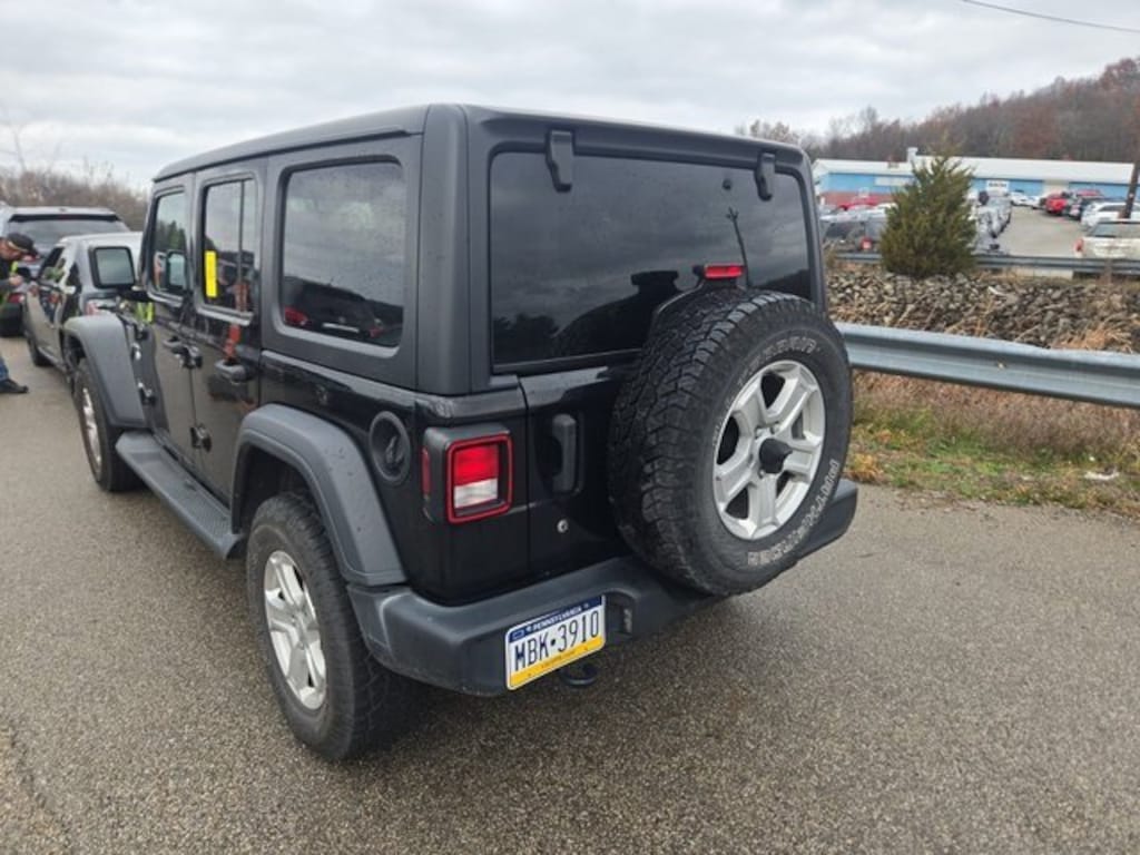 Used 2019 Jeep Wrangler Unlimited Sport 4x4 SUV