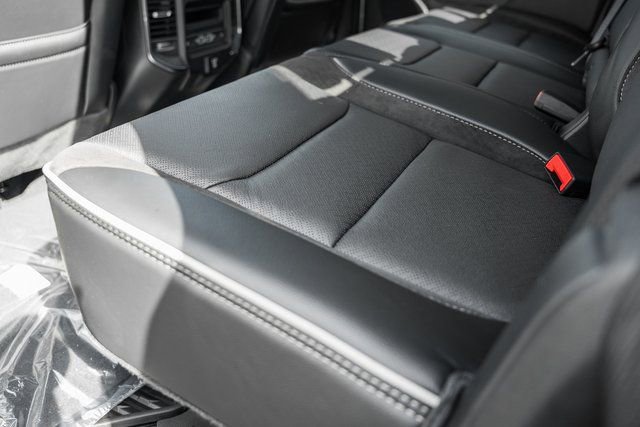 2026 RAM 1500 Laramie - Photo 14