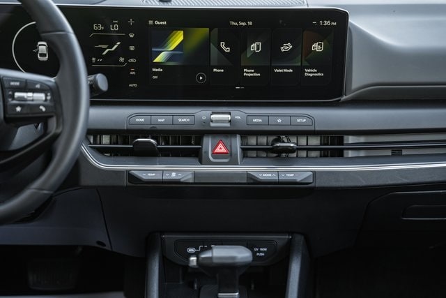 2025 Kia K4 EX photo 17