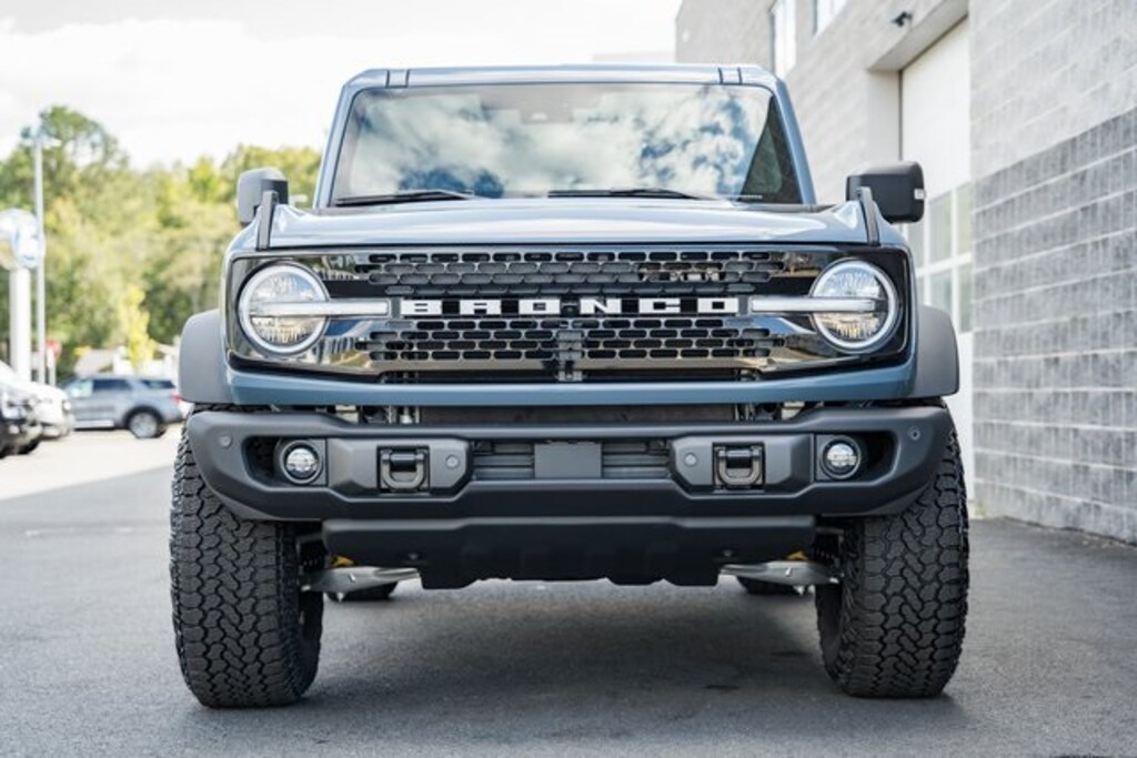 New 2025 Ford Bronco Badlands SUV