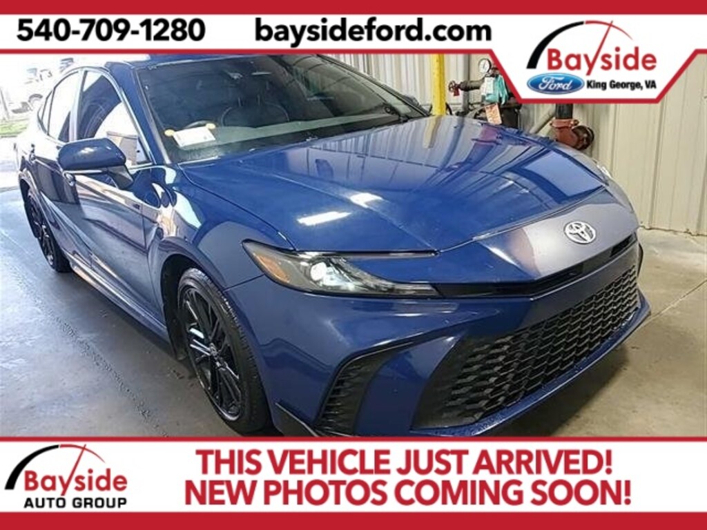 Used 2025 Toyota Camry SE Sedan