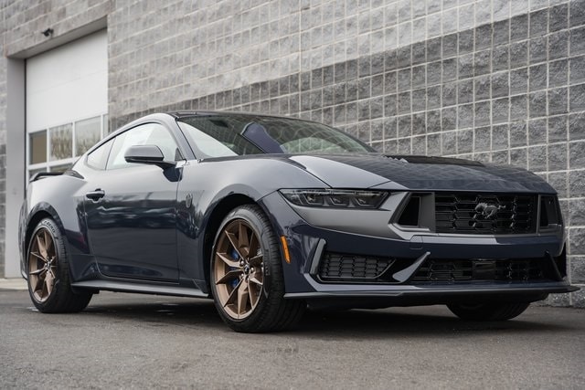 2026 Ford Mustang Dark Horse's photo