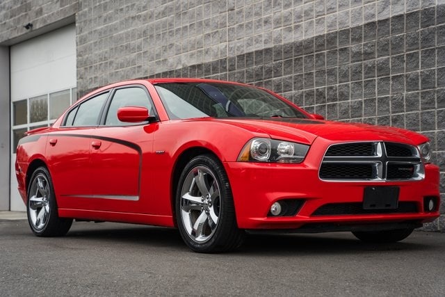 2014 Dodge Charger R/T's photo