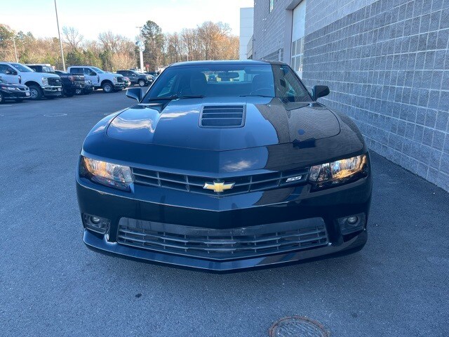 2015 Chevrolet Camaro SS photo 2