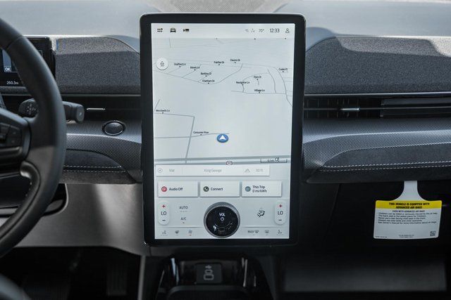 2025 Ford Mustang Mach-E GT - Photo 32