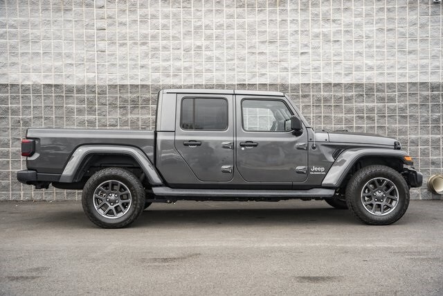 2020 Jeep Gladiator Overland photo 3