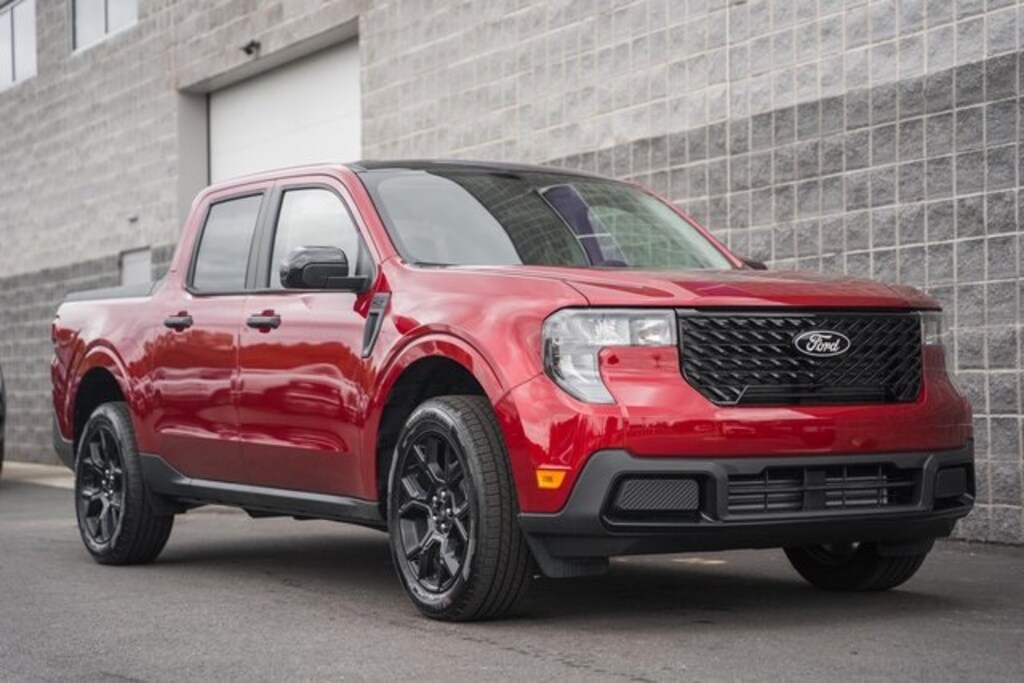 New 2025 Ford Maverick XLT Truck SuperCrew