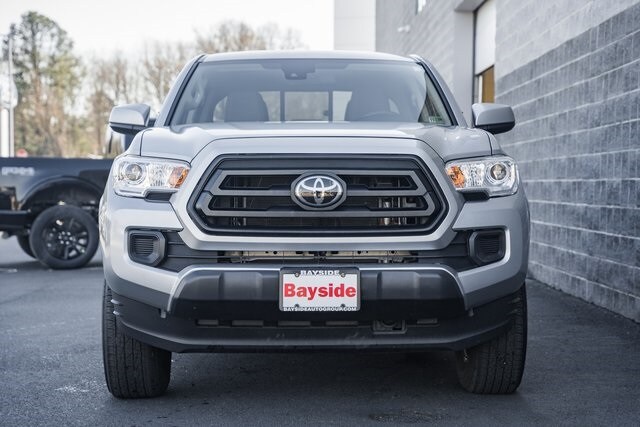2022 Toyota Tacoma SR photo 3