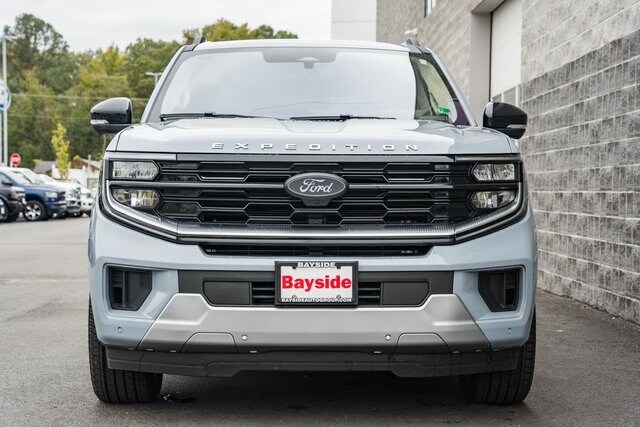 2025 Ford Expedition Platinum photo 3