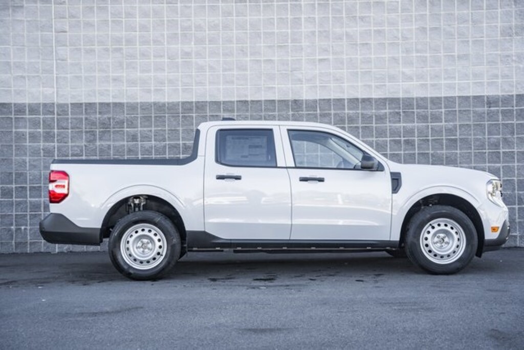 New 2026 Ford Maverick XL Truck SuperCrew