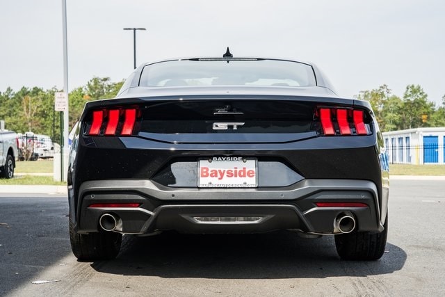 2025 Ford Mustang GT photo 6