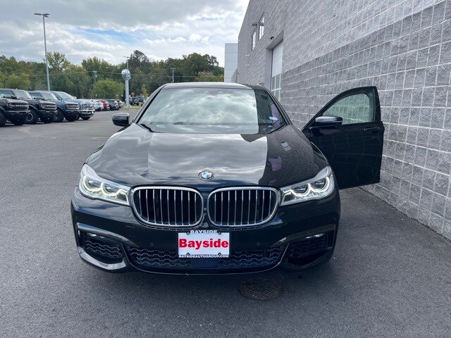 2016 Bmw 750i xDrive photo 2