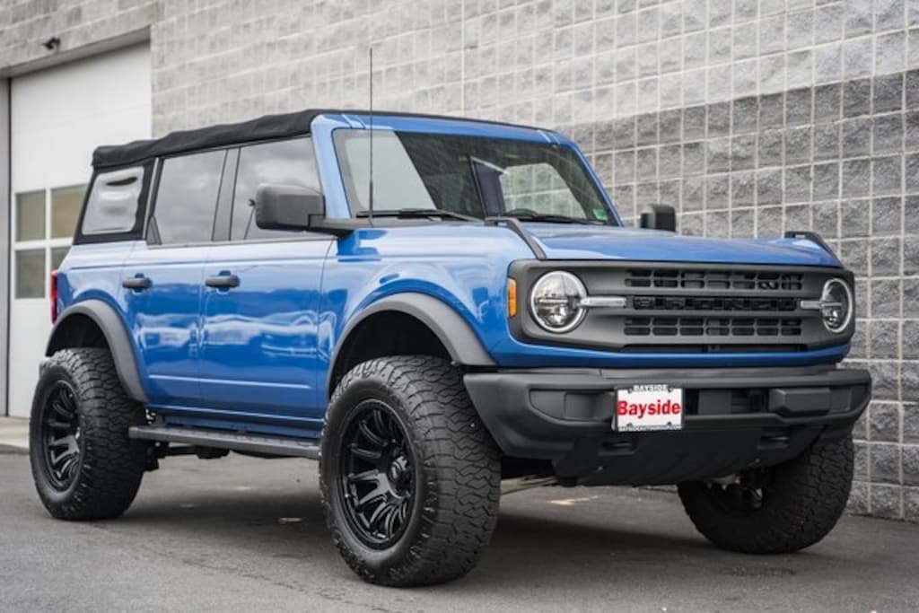 Used 2022 Ford Bronco Base SUV