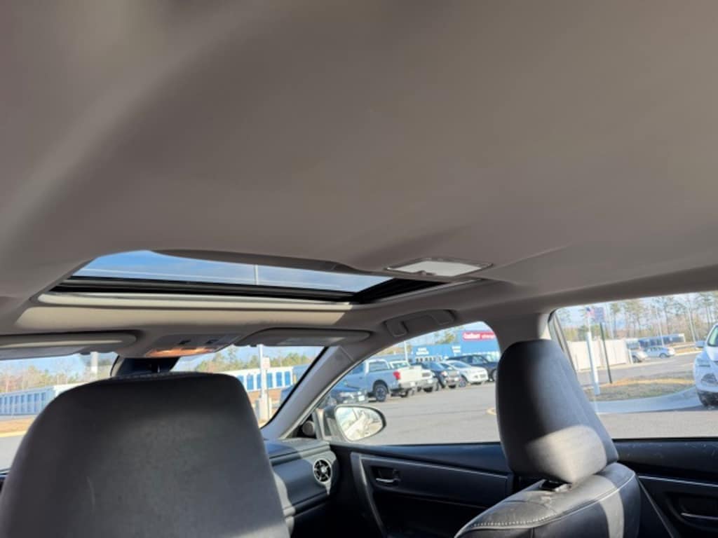 Used 2018 Toyota Corolla XLE Sedan